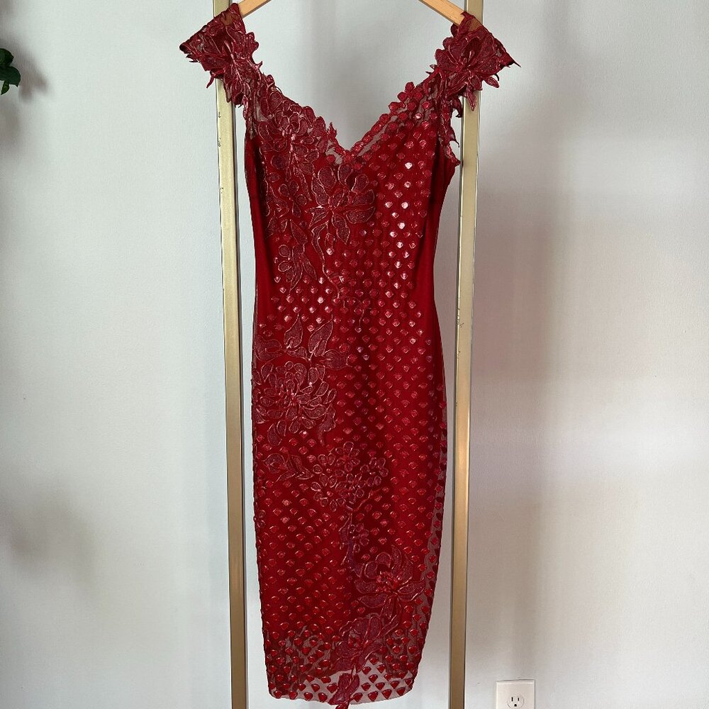 Ema Savahl Dark Crimson Metallic Red Body Sculpting Dress – M – New with Tags
